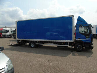 2018-iveco-eurocargo-45815461