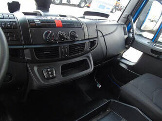 2018-iveco-eurocargo-45815462