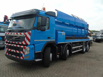 2011-volvo-fm-1428786-45815496
