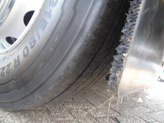 2011-volvo-fm-1428786-45815521