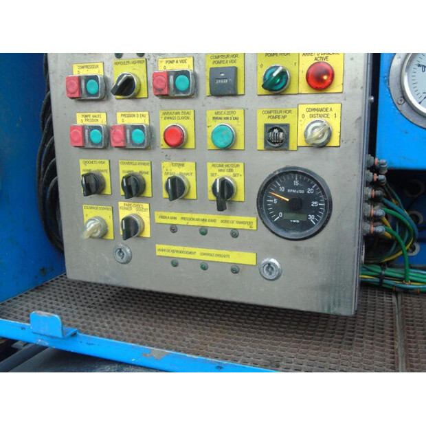 2011 Volvo FM-45815524