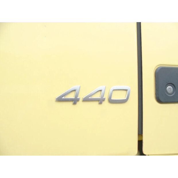 2006 فولفو FH-45815615