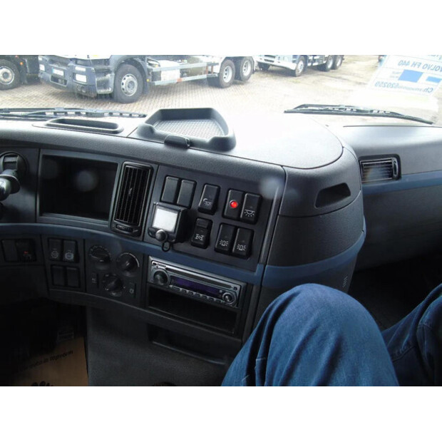 2006 فولفو FH-45815618