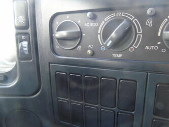 2010-man-tgm-1428789-45815636