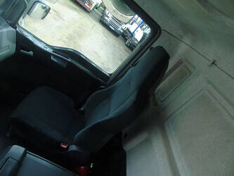 2010-man-tgm-1428789-45815654