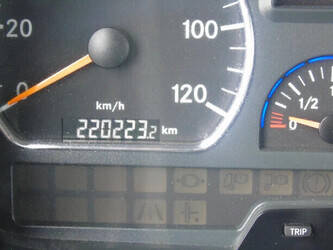 2014-mercedes-benz-axor-1428790-45815666