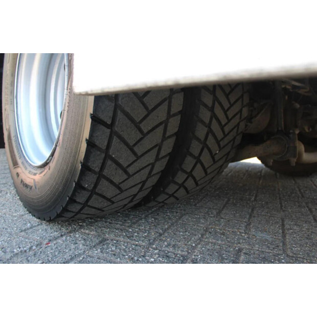 2017 MAN TGL-45815760