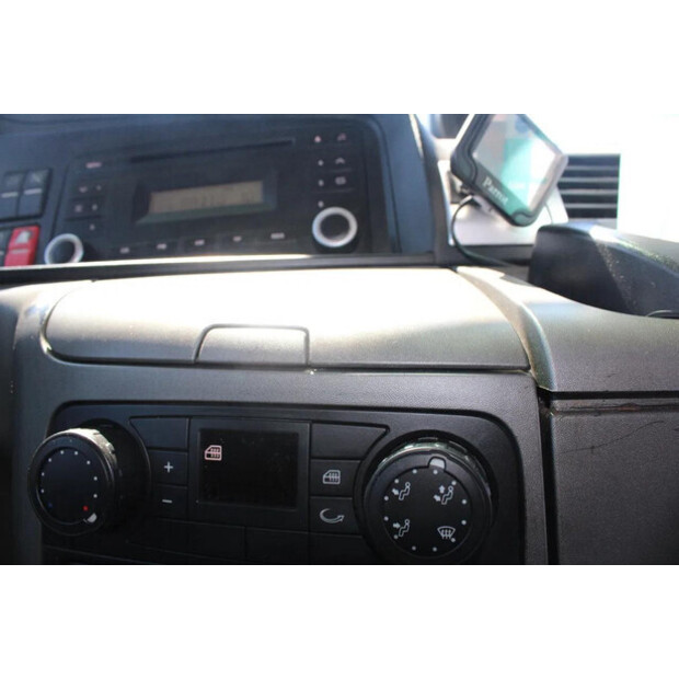 2017 MAN TGL-45815773