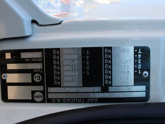 2016-daf-cf-330-1428794-45815846