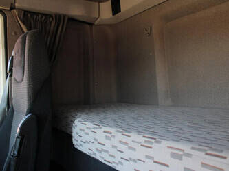 2016-daf-cf-330-1428794-45815852