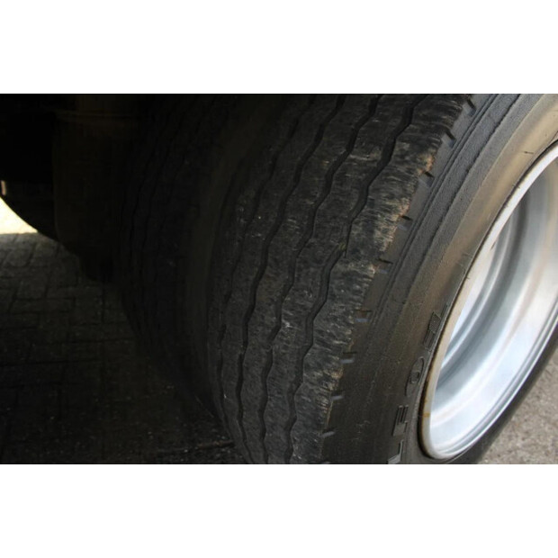 1992 باكتون OTHERS-45815871