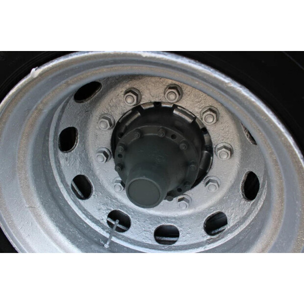 1996 Scania P124-360-45816130