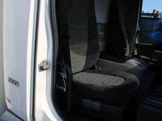 2010-daf-lf-45-1428802-45816153