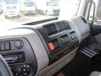 2010-daf-lf-45-1428802-45816164