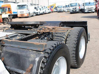 2019-mercedes-benz-arocs-1428803-45816200