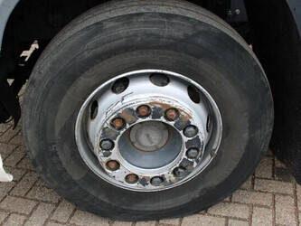 2010-daf-cf-1428806-45816292