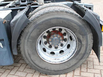 2010-daf-cf-1428806-45816296