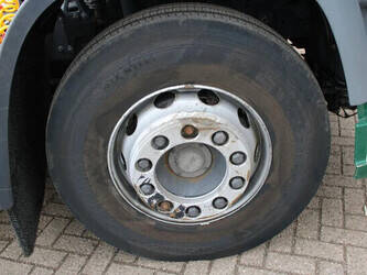 2010-daf-cf-1428806-45816300