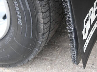 2011-iveco-eurocargo-1428810-45816409