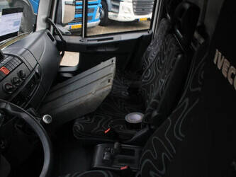 2011-iveco-eurocargo-1428810-45816412