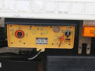 2011-scania-p230-1428811-45816432