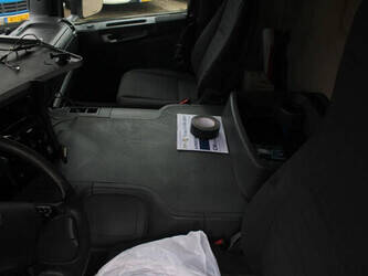 2011-scania-p230-1428811-45816439