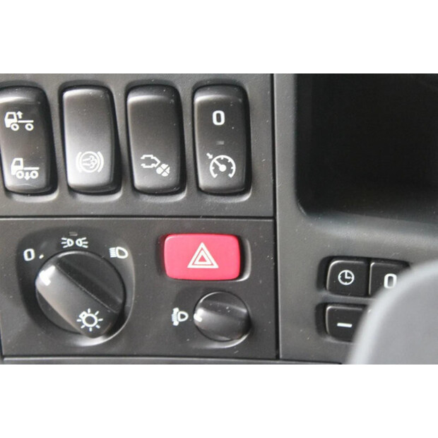 2011 سكانيا P230-45816452