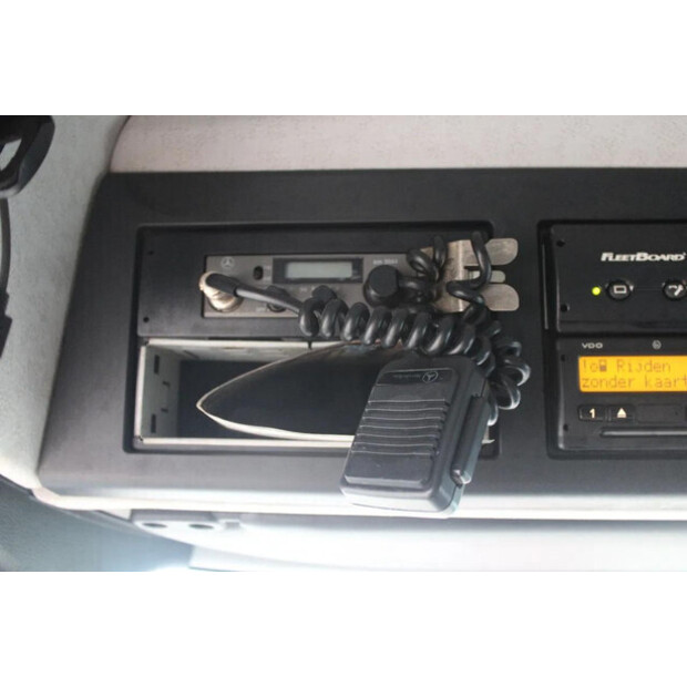 2012 Mercedes-Benz Antos-45816476