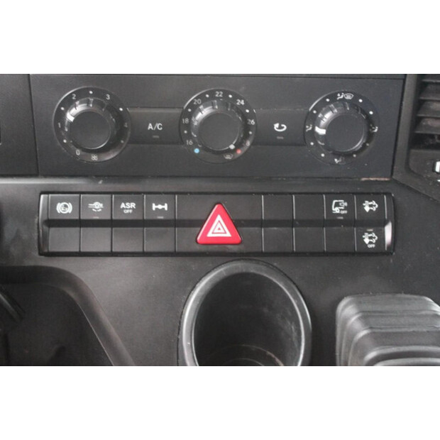 2012 Mercedes-Benz Antos-45816479