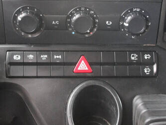 2012-mercedes-benz-antos-45816479