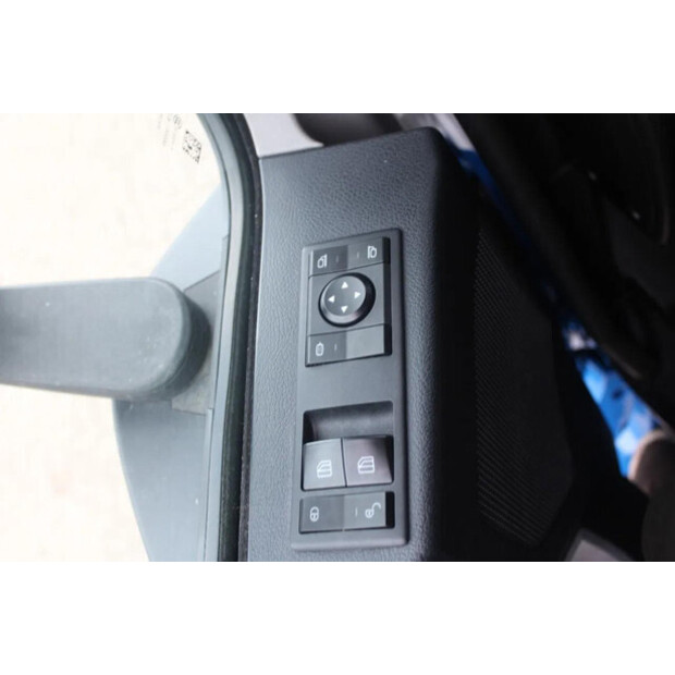 2012 Mercedes-Benz Antos-45816489