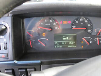 2012-volvo-fh-1428813-45816520