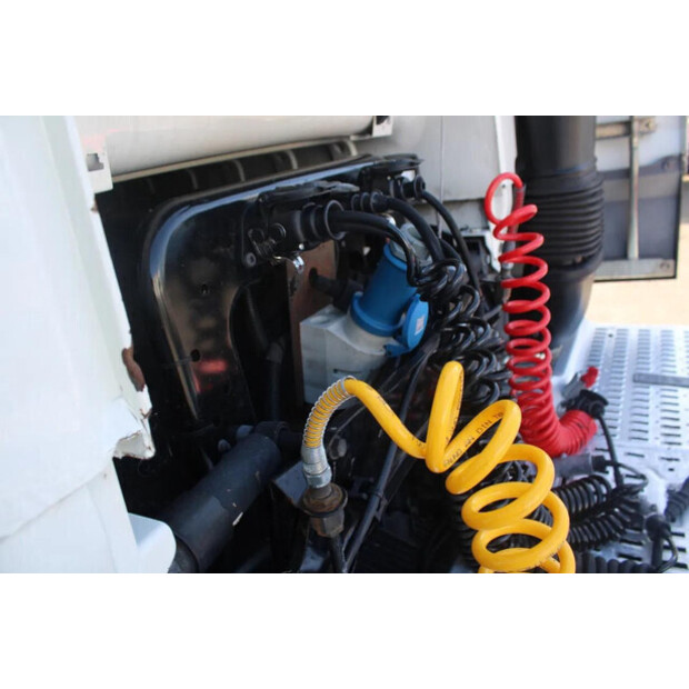 2015 داف XF-45816546