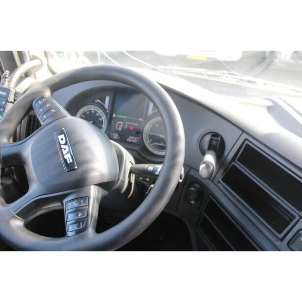 2015 داف XF-45816554