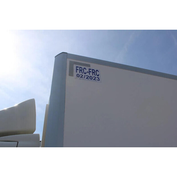 2017 Volvo FE-45816572