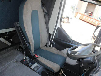 2017-volvo-fe-1428815-45816576