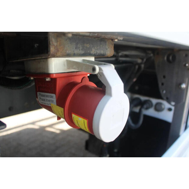 2017 Volvo FE-45816578