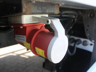 2017-volvo-fe-1428815-45816578