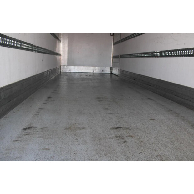 2017 Volvo FE-45816591