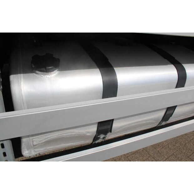 2017 Volvo FE-45816596