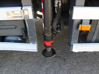 2010-volvo-fm-1428816-45816637