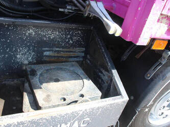 2010-volvo-fm-1428816-45816644