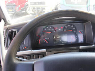 2010-volvo-fm-1428816-45816657