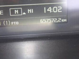 2010-volvo-fm-1428816-45816658