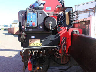 2012-man-tgs-1428818-45816702