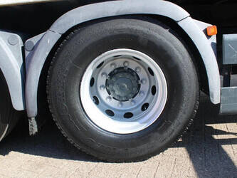 2012-man-tgs-1428818-45816705