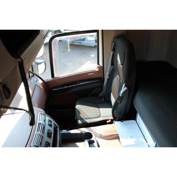 2019 داف CF-45816802