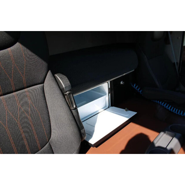 2019 داف CF-45816805