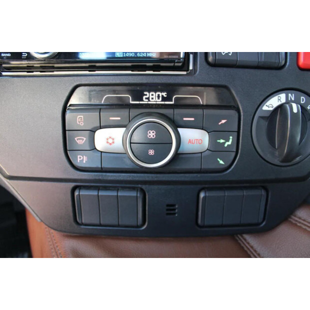 2019 داف CF-45816820