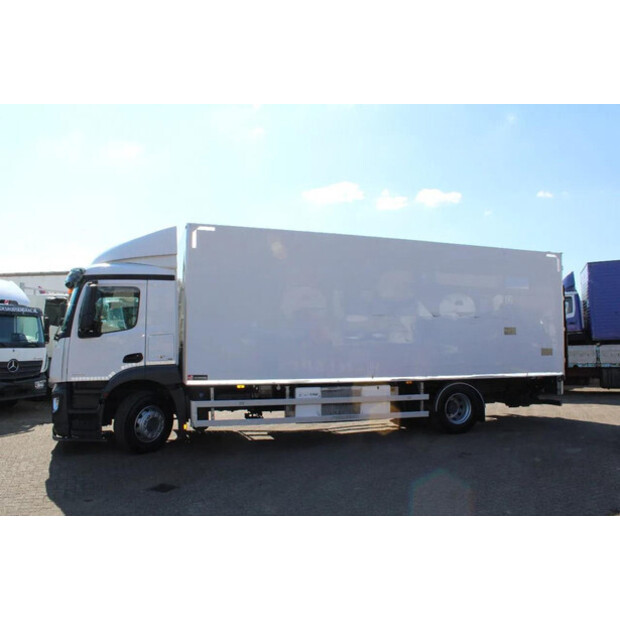 2016 Mercedes-Benz Antos-45816827